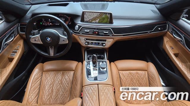 BMW 7 Series 2019 — ფოტო 7/20