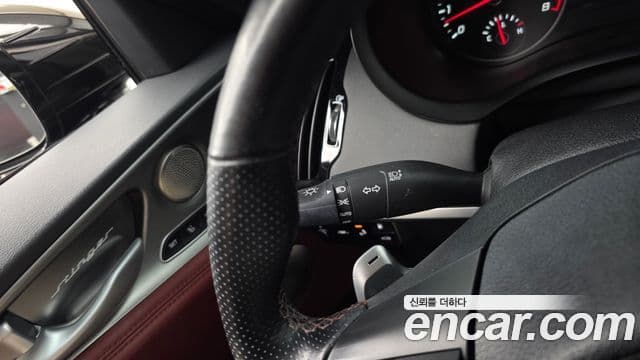 Kia Stinger 2018 — Photo 29/36