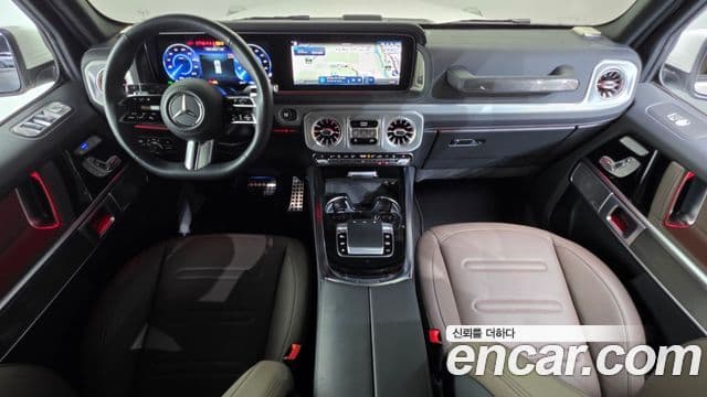 Mercedes-Benz G-Class 2025 — Photo 5/36