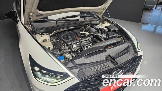 Hyundai Sonata Hybrid 2020 — Photo 30/32