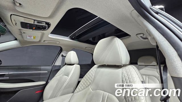 Hyundai Sonata Hybrid 2020 — Photo 32/32