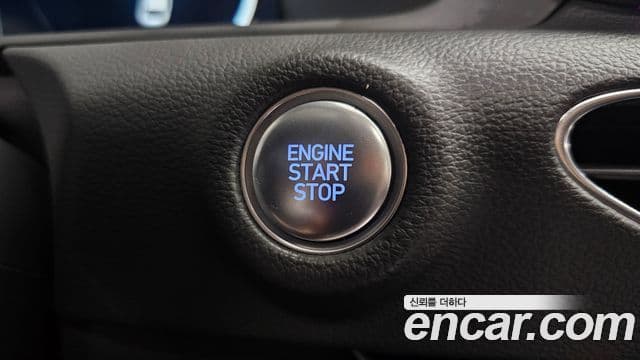 Hyundai Sonata Hybrid 2020 — Photo 29/32