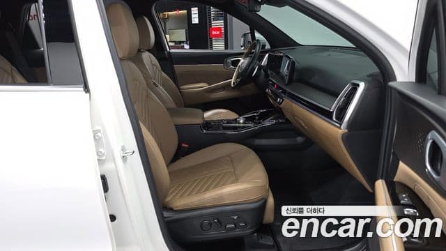 Kia Sorento 2023 — Фото 11/20