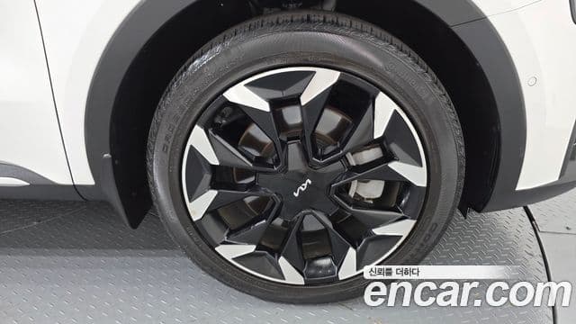 Kia Sorento 2023 — Şəkil 19/35