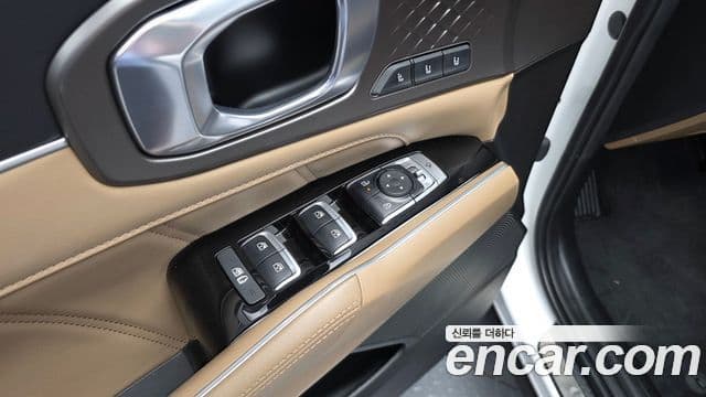 Kia Sorento 2023 — Şəkil 33/35