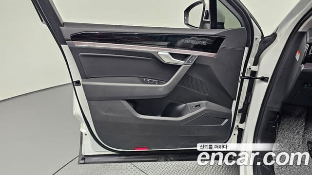 Volkswagen Touareg 2023 — Şəkil 19/30