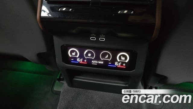 BMW 5 Series 2025 — Photo 14/32