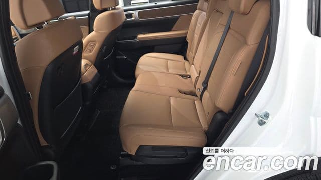 Hyundai Santa Fe 2025 — Şəkil 23/40