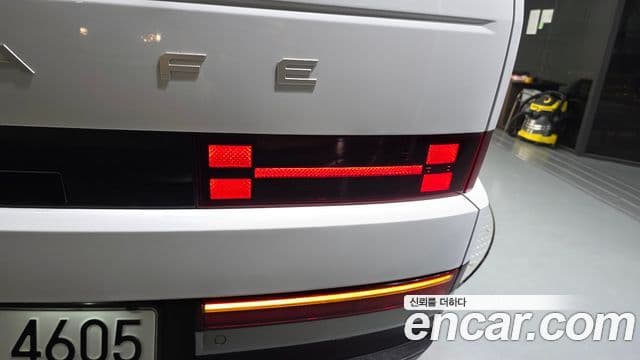 Hyundai Santa Fe 2025 — Şəkil 13/40