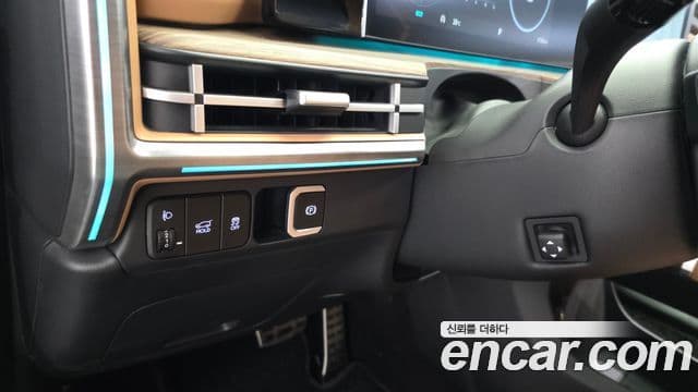 Hyundai Santa Fe 2025 — Şəkil 11/40