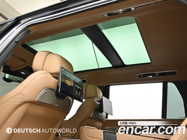 Land Rover Range Rover 2023 — Şəkil 10/19