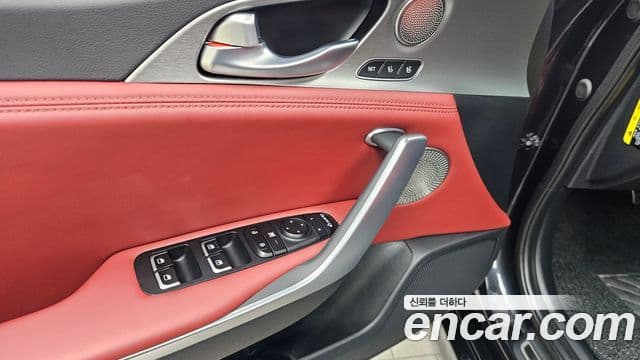 Kia Stinger 2018 — Photo 1/34