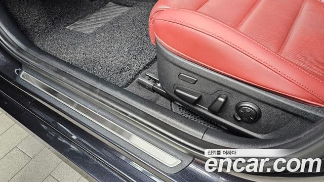 Kia Stinger 2018 — Photo 2/34
