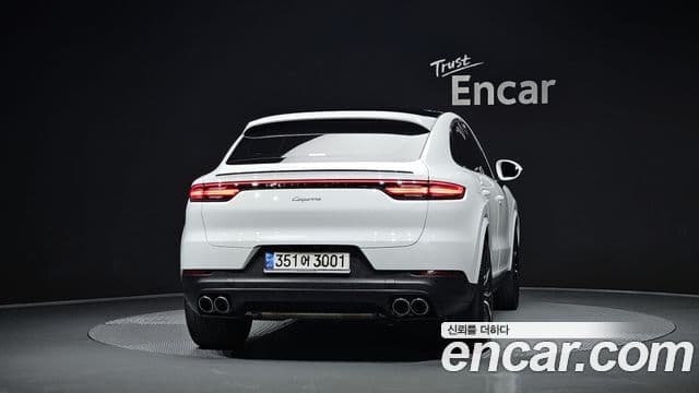 Porsche Cayenne 2020 — Photo 8/36
