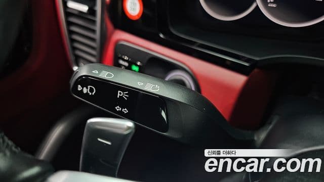 Porsche Cayenne 2020 — Photo 4/36
