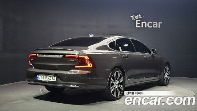 Volvo S90 2023 — Фото 2/20