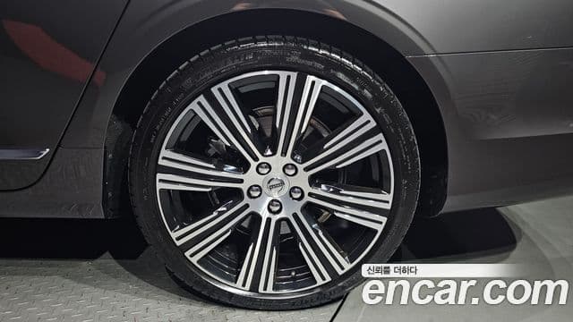 Volvo S90 2023 — Şəkil 3/38