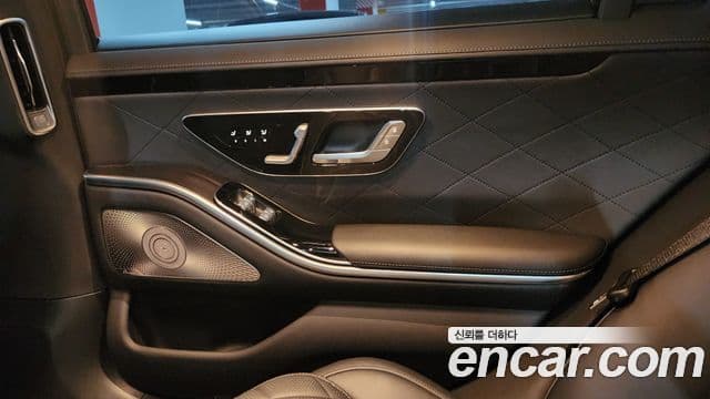 Mercedes-Benz S-Class 2025 — Photo 5/20