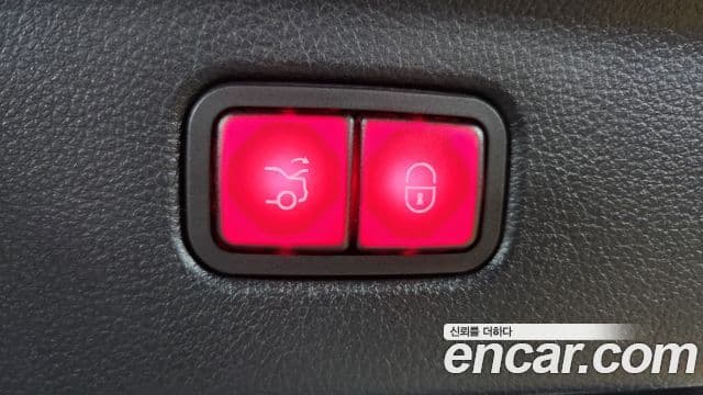 Mercedes-Benz S-Class 2025 — Photo 10/20