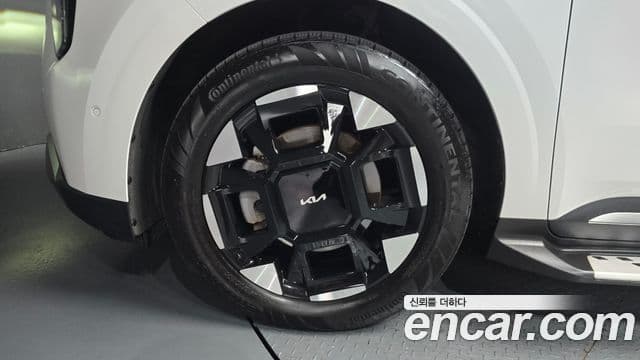 Kia Carnival 2024 — Photo 3/31