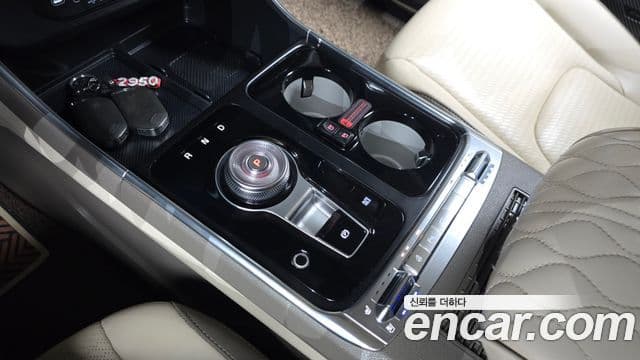Kia Carnival 2024 — Photo 30/31
