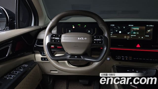 Kia Carnival 2024 — Photo 21/31