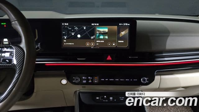 Kia Carnival 2024 — Photo 1/31