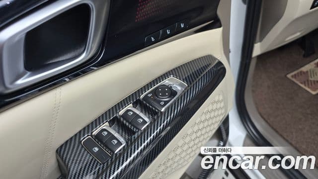 Kia Carnival 2024 — Photo 10/31