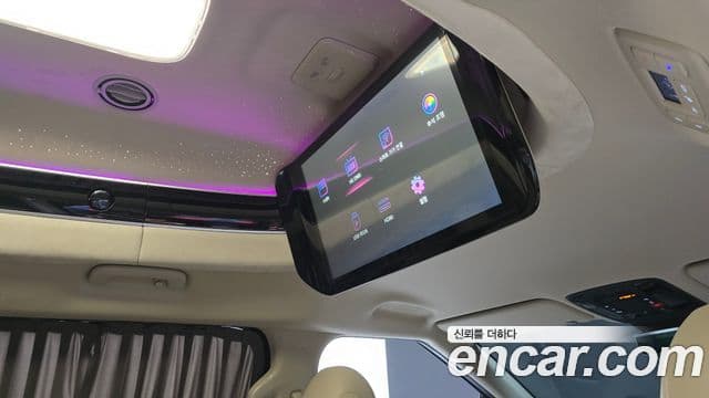 Kia Carnival 2024 — Photo 13/31