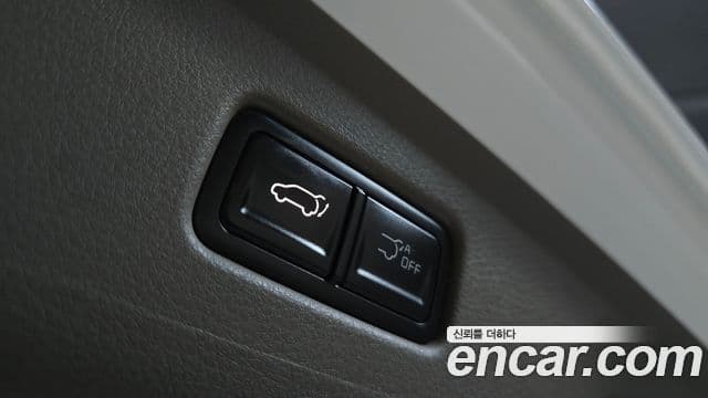 Kia Carnival 2024 — Photo 8/31