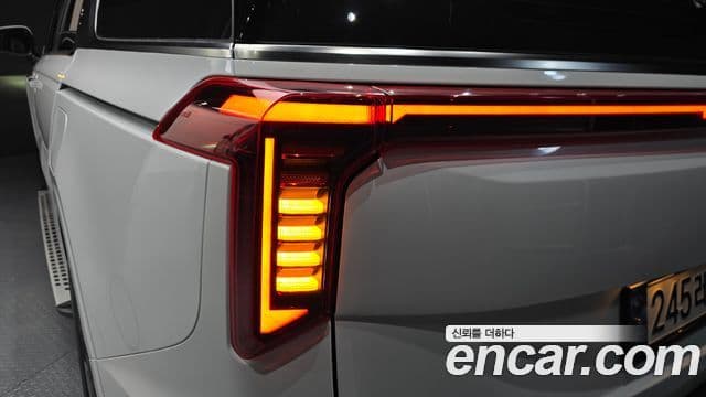 Kia Carnival 2024 — Photo 12/31