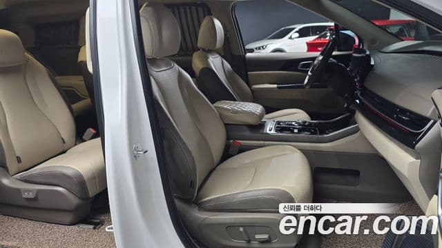 Kia Carnival 2024 — Photo 6/31