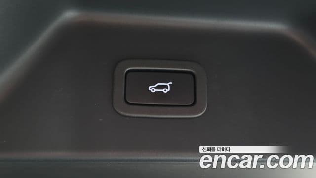Land Rover Range Rover 2020 — Фото 17/20