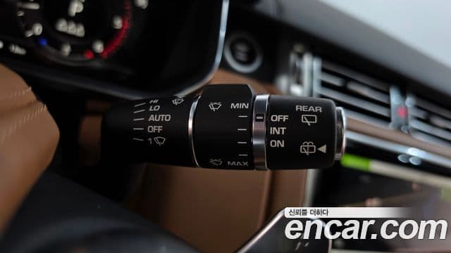 Land Rover Range Rover 2020 — Şəkil 1/40