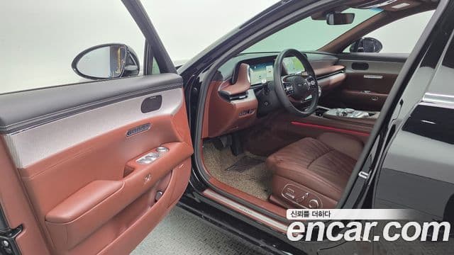 Genesis G90 2023 — ფოტო 25/41