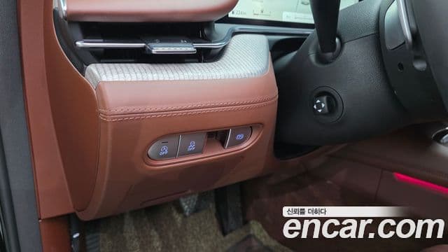 Genesis G90 2023 — ფოტო 21/41