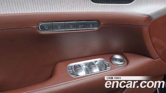 Genesis G90 2023 — ფოტო 3/41