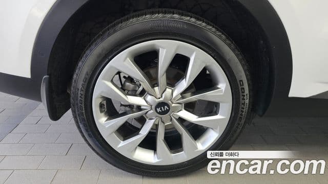 Kia Sorento 2020 — Фото 5/20