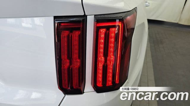Kia Sorento 2020 — ფოტო 13/34