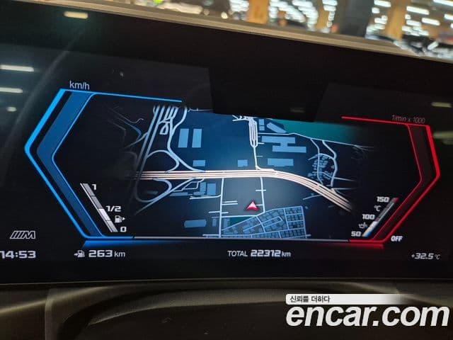 BMW M3 2024 — Photo 18/20