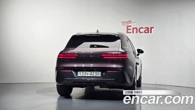 Genesis GV70 2021 — Photo 18/20