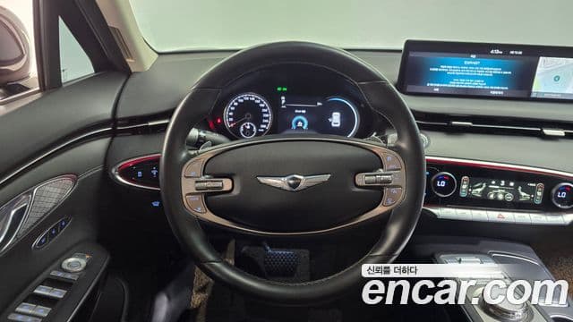 Genesis GV70 2021 — Photo 13/20