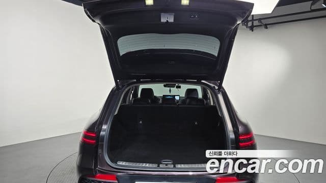 Genesis GV70 2021 — Photo 12/20