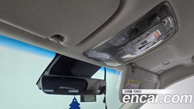 Genesis GV70 2021 — Photo 8/20