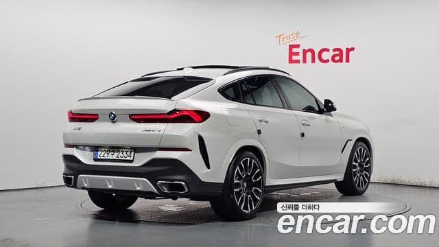 BMW X6 2023 — Photo 5/35