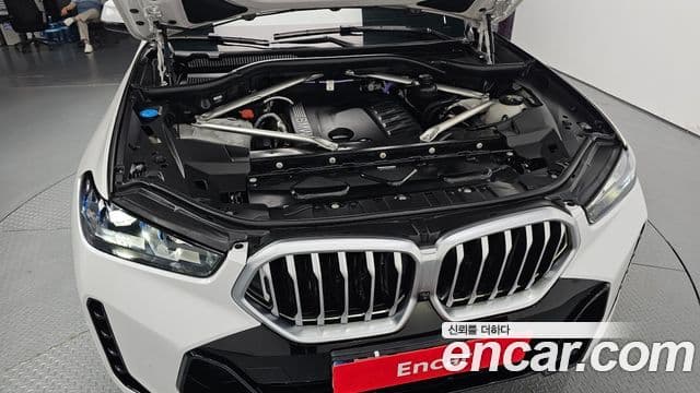 BMW X6 2023 — Photo 20/35