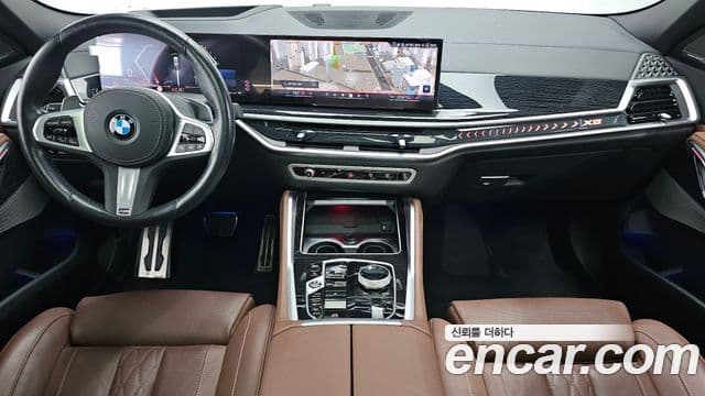 BMW X6 2023 — Photo 17/35