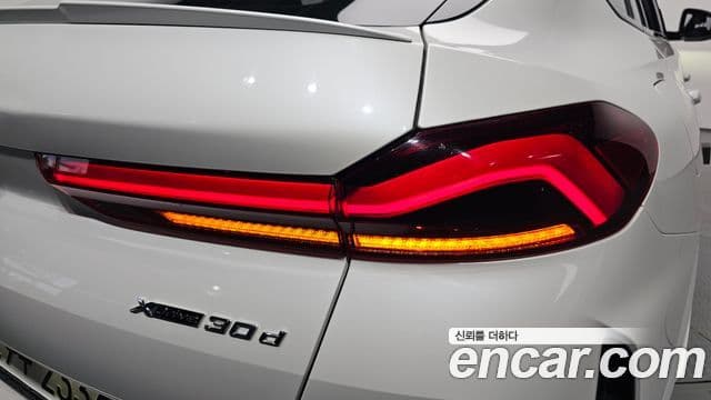 BMW X6 2023 — Photo 14/35