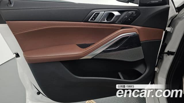 BMW X6 2023 — Photo 6/35