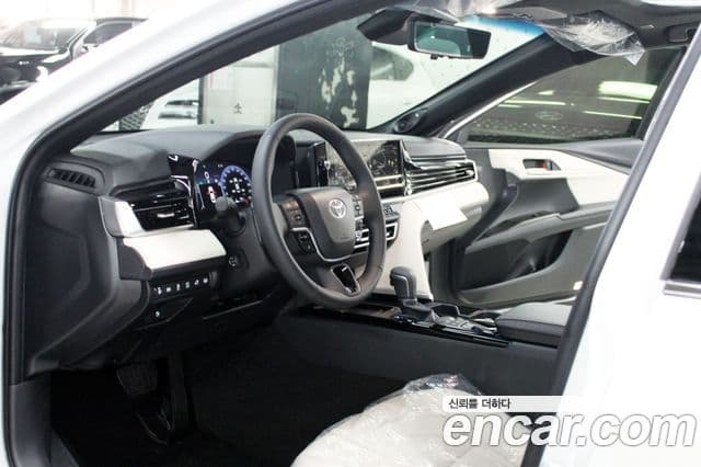 Toyota Camry 2026 — ფოტო 10/20